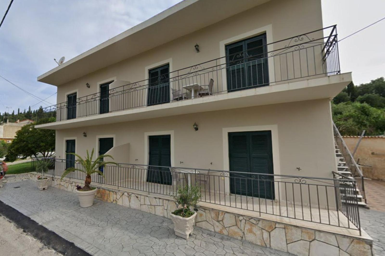Georgia'S Apartments, Ipsos Corfu Экстерьер фото