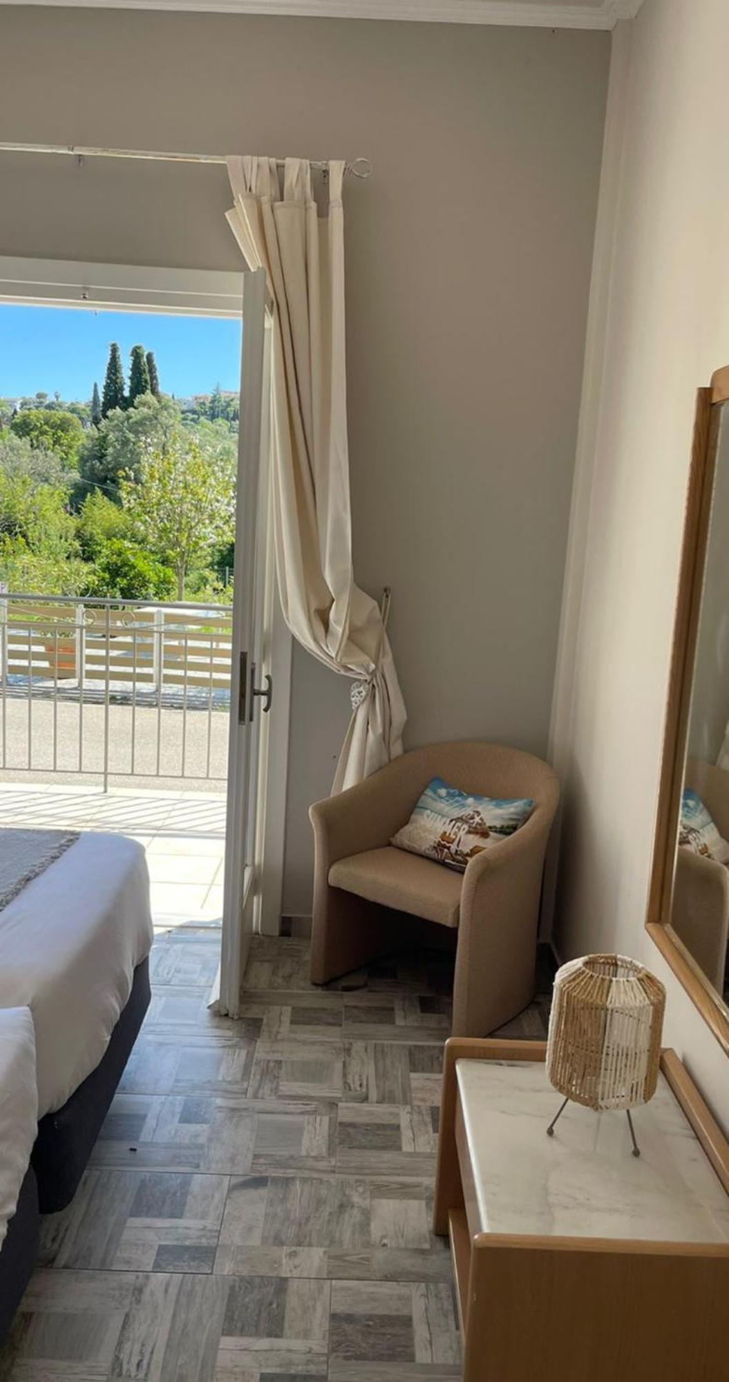 Georgia'S Apartments, Ipsos Corfu Экстерьер фото