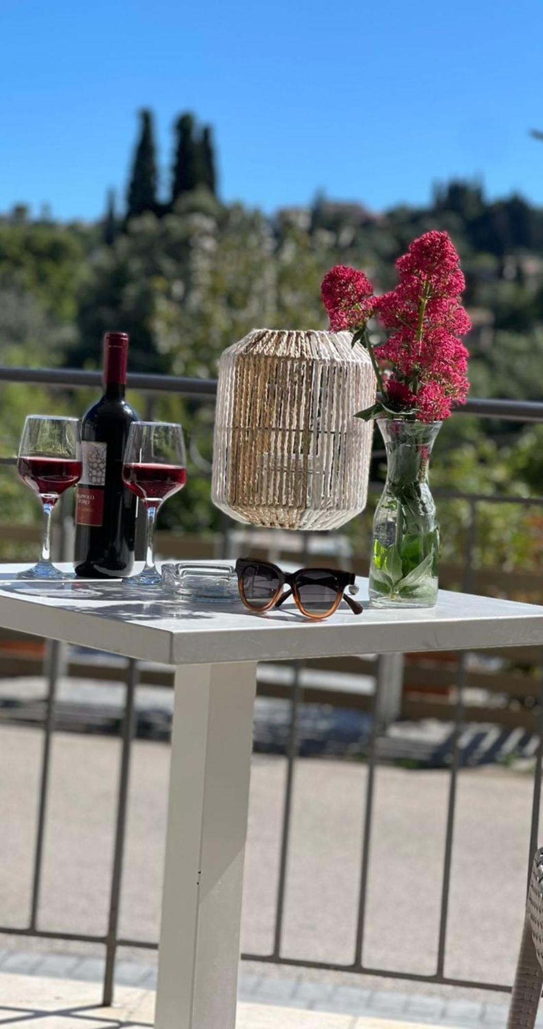 Georgia'S Apartments, Ipsos Corfu Экстерьер фото