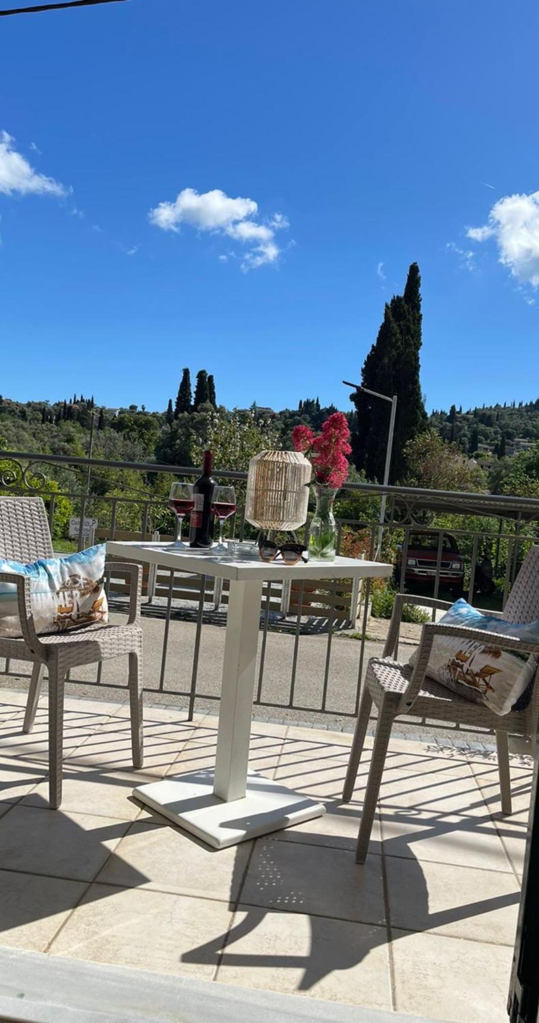 Georgia'S Apartments, Ipsos Corfu Экстерьер фото